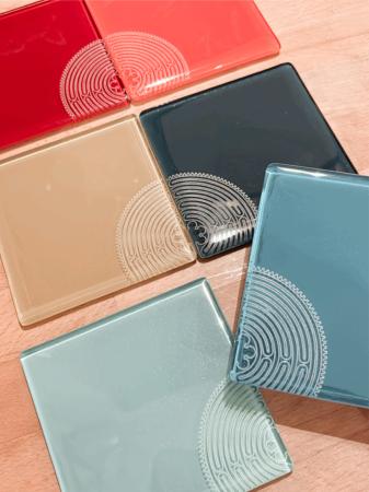 COLLECTION ROSE CORAIL_GRAVURE SUR VERRE_DESSOUS DE VERRE_Labyrinthe_2